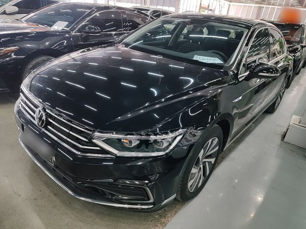 Volkswagen Magotan GTE Plug-in Hybrid · 2022 год
