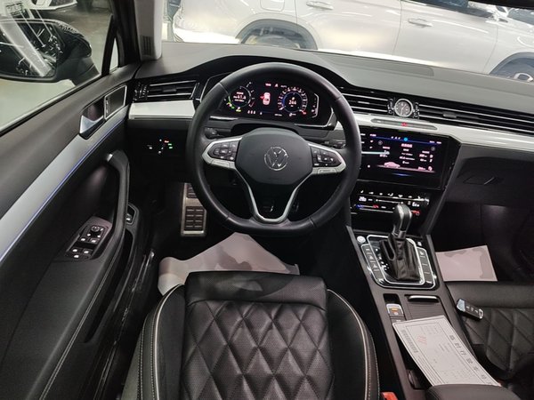 Volkswagen Magotan GTE Plug-in Hybrid 2022, 48900 км, за 18544 USD - фото 14