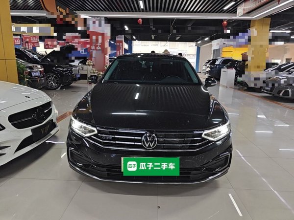 Volkswagen Magotan GTE Plug-in Hybrid 2022, 50199 км, за 17713 USD - фото 7