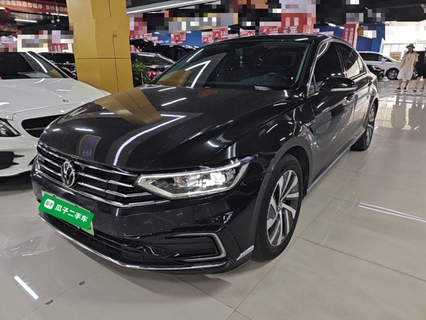 Volkswagen Magotan GTE Plug-in Hybrid · 2022 год