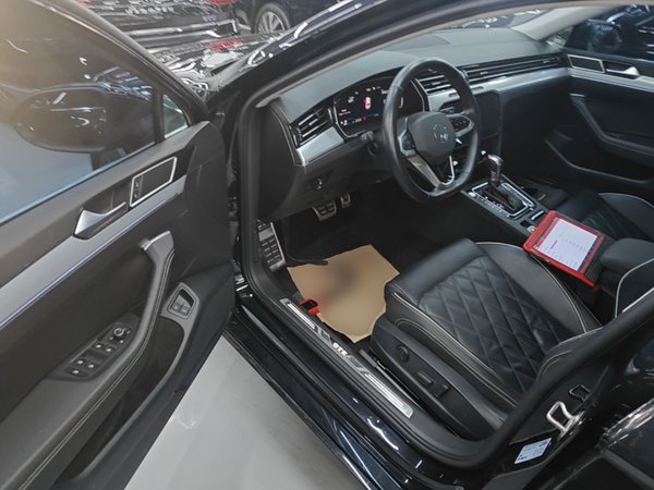 Volkswagen Magotan GTE Plug-in Hybrid 2022, 55800 км, за 18907 USD - фото 19