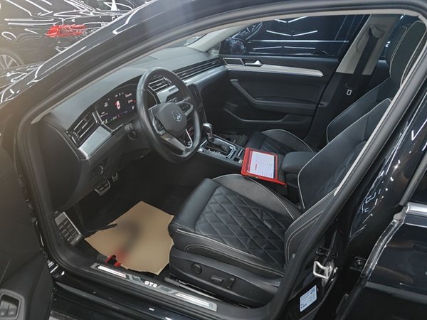 Volkswagen Magotan GTE Plug-in Hybrid 2022, 55800 км, за 18907 USD - фото 18