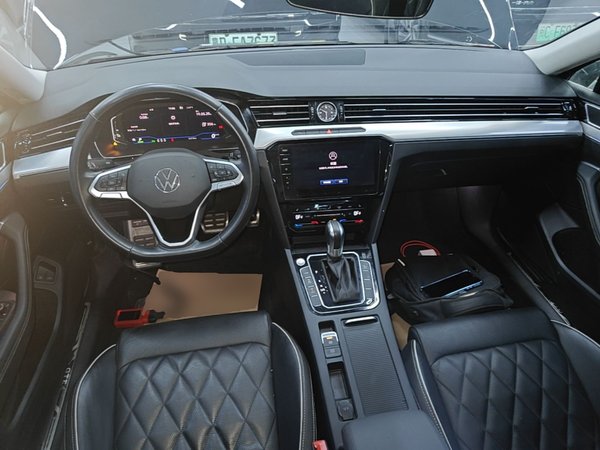 Volkswagen Magotan GTE Plug-in Hybrid 2022, 55800 км, за 18907 USD - фото 13