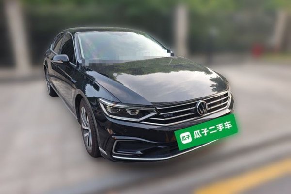 Volkswagen Magotan GTE Plug-in Hybrid 2022, 78800 км, за 14575 USD