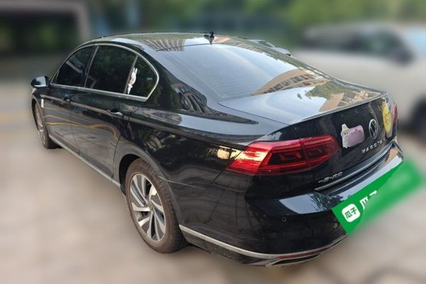 Volkswagen Magotan GTE Plug-in Hybrid 2022, 78800 км, за 14575 USD