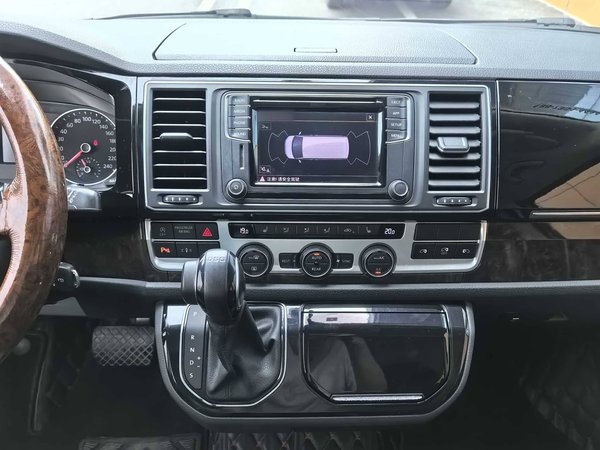 Volkswagen Multivan 2018, 115400 км, за 23401 USD - фото 14