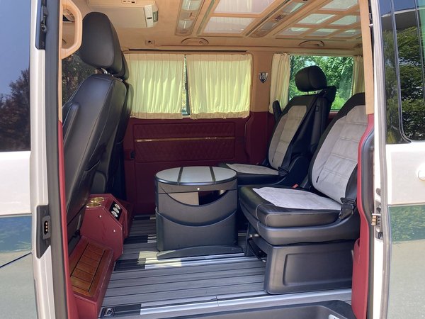 Volkswagen Multivan 2018, 75400 км, за 39250 USD - фото 9