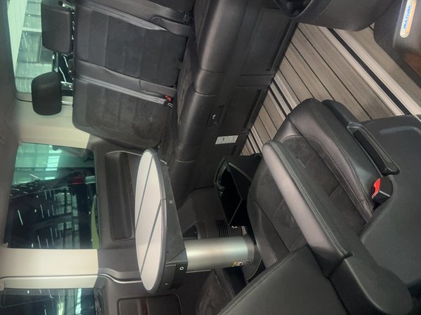 Volkswagen Multivan 2019, 134100 км, за 38187 USD - фото 16