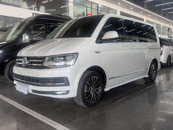 Volkswagen Multivan · 2019 год