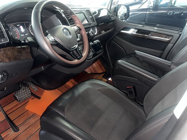 Volkswagen Multivan 2019, 134100 км, за 38187 USD - фото 13