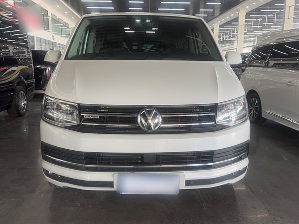 Volkswagen Multivan 2019, 134100 км, за 38187 USD