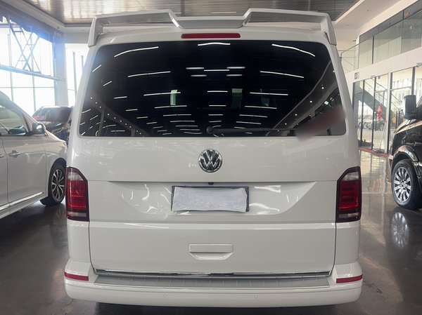 Volkswagen Multivan 2019, 134100 км, за 38187 USD