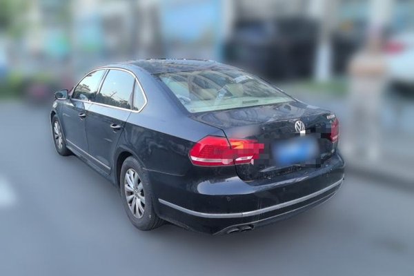 Volkswagen Passat 2013, 112400 км, за 7290 USD