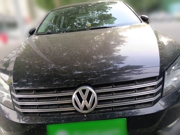 Volkswagen Passat 2014, 95500 км, за 6022 USD