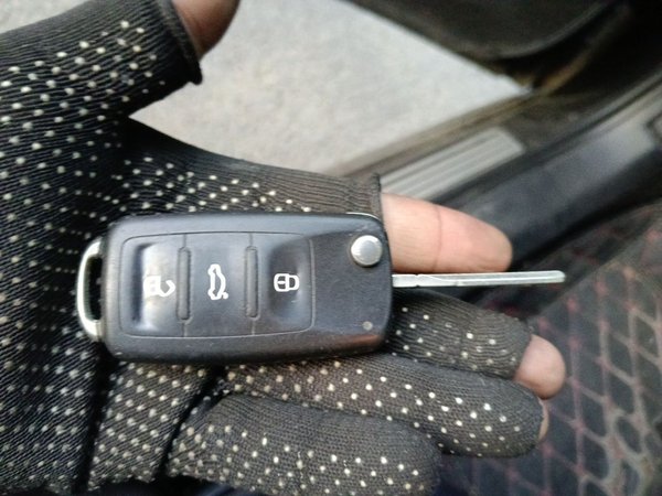 Volkswagen Passat 2014, 95500 км, за 6022 USD - фото 9