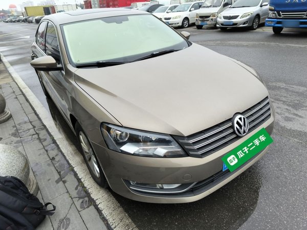 Volkswagen Passat 2014, 128000 км, за 6360 USD