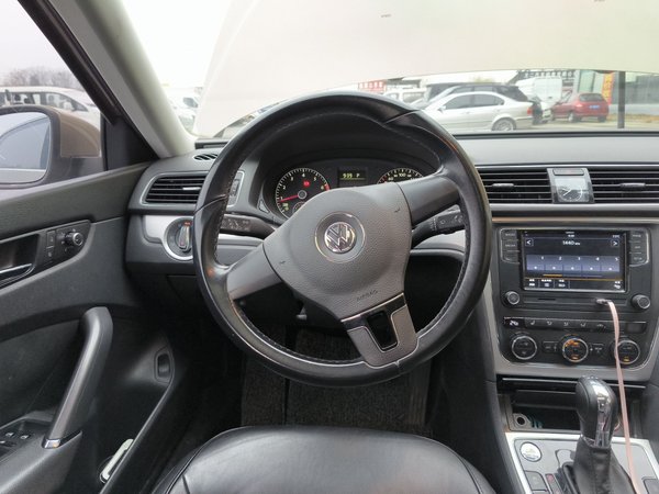 Volkswagen Passat 2014, 128000 км, за 6360 USD - фото 12