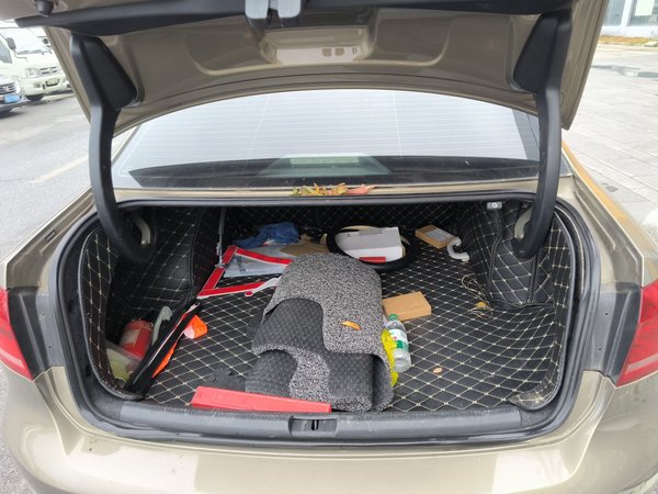 Volkswagen Passat 2014, 128000 км, за 6360 USD - фото 18