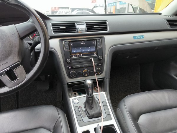 Volkswagen Passat 2014, 128000 км, за 6360 USD - фото 14