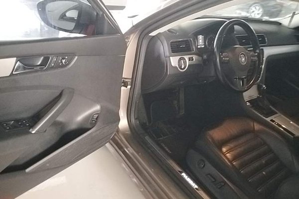 Volkswagen Passat 2014, 128000 км, за 7657 USD - фото 24