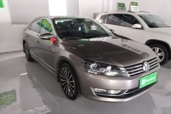 Volkswagen Passat 2014, 128000 км, за 7657 USD - фото 12