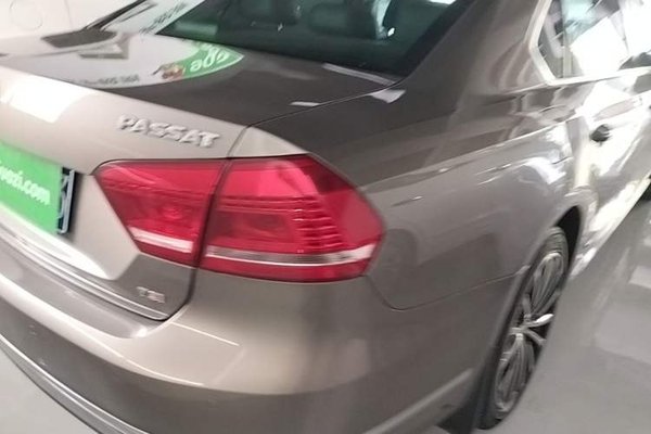 Volkswagen Passat 2014, 128000 км, за 7657 USD - фото 14