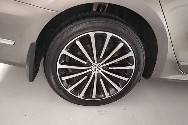 Volkswagen Passat 2014, 128000 км, за 7657 USD - фото 16