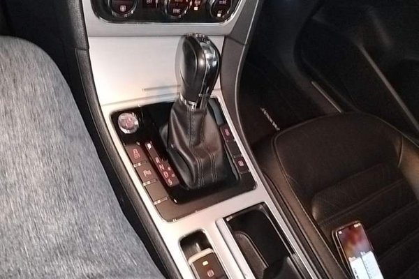 Volkswagen Passat 2014, 128000 км, за 7657 USD - фото 22
