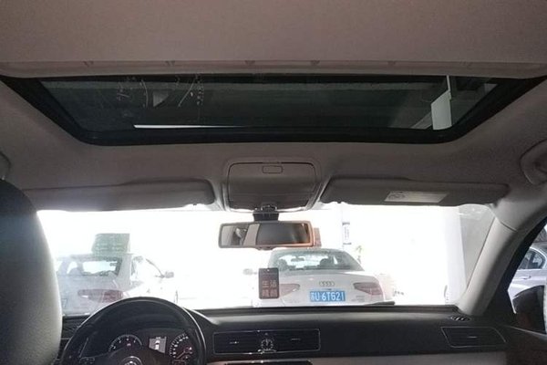Volkswagen Passat 2014, 128000 км, за 7657 USD - фото 26