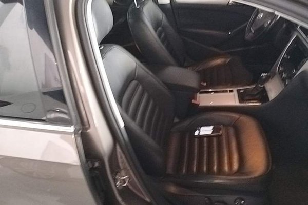 Volkswagen Passat 2014, 128000 км, за 7657 USD - фото 28