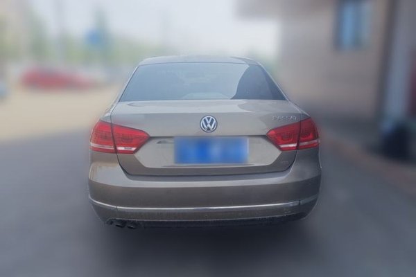 Volkswagen Passat 2014, 181900 км, за 5363 USD