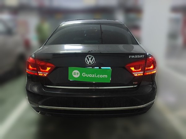 Volkswagen Passat 2014, 115900 км, за 5841 USD