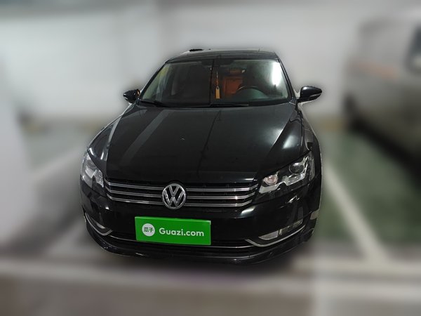 Volkswagen Passat 2014, 115900 км, за 5841 USD