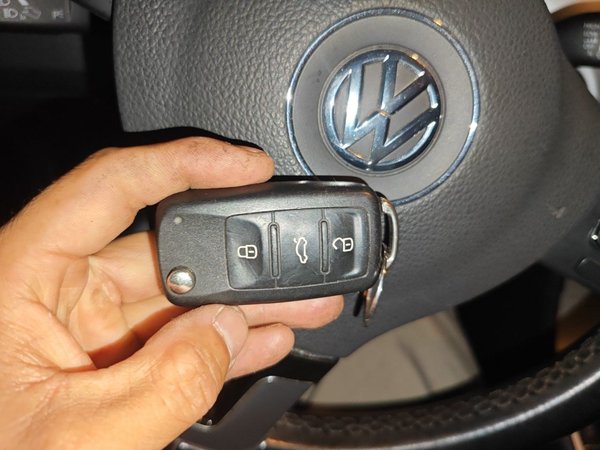 Volkswagen Passat 2014, 115900 км, за 5841 USD - фото 9