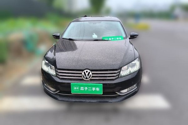 Volkswagen Passat 2014, 129800 км, за 8715 USD