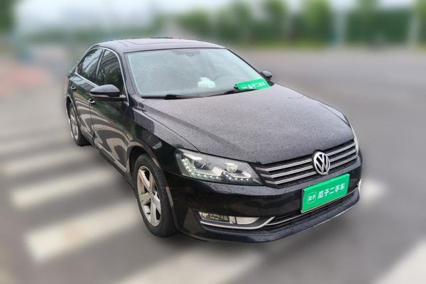 Volkswagen Passat 2014, 129800 км, за 8715 USD