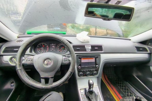 Volkswagen Passat 2014, 129800 км, за 8715 USD - фото 18