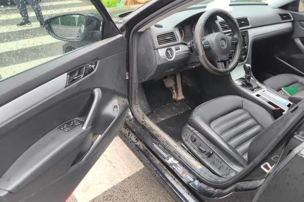 Volkswagen Passat 2014, 129800 км, за 8715 USD - фото 19