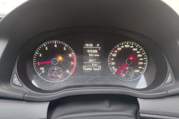 Volkswagen Passat 2014, 134800 км, за 6017 USD - фото 11