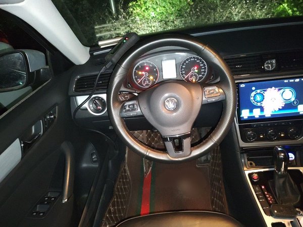 Volkswagen Passat 2014, 90700 км, за 7649 USD - фото 9