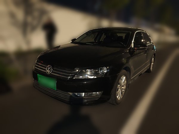 Volkswagen Passat 2014, 95500 км, за 5530 USD