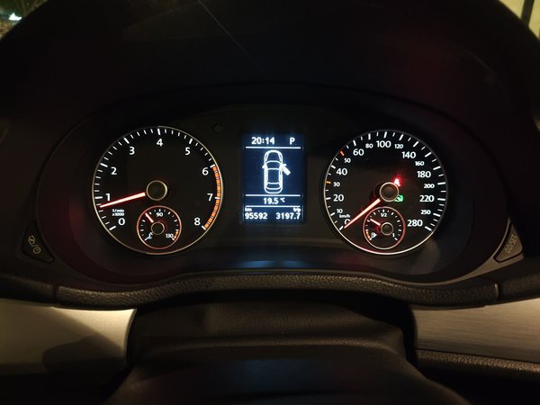 Volkswagen Passat 2014, 95500 км, за 5530 USD - фото 17