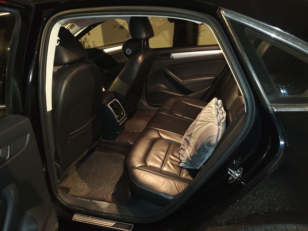 Volkswagen Passat 2014, 95500 км, за 5530 USD - фото 10