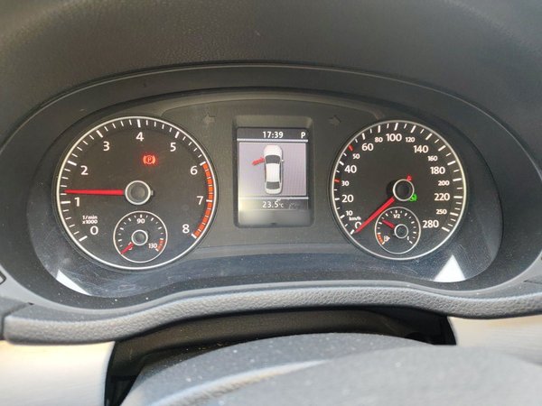 Volkswagen Passat 2014, 143600 км, за 7697 USD - фото 10