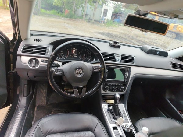 Volkswagen Passat 2014, 143600 км, за 7697 USD - фото 18
