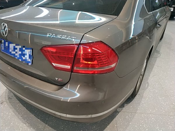 Volkswagen Passat 2014, 106200 км, за 7756 USD - фото 9