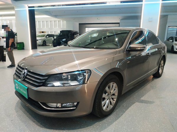 Volkswagen Passat · 2014 год