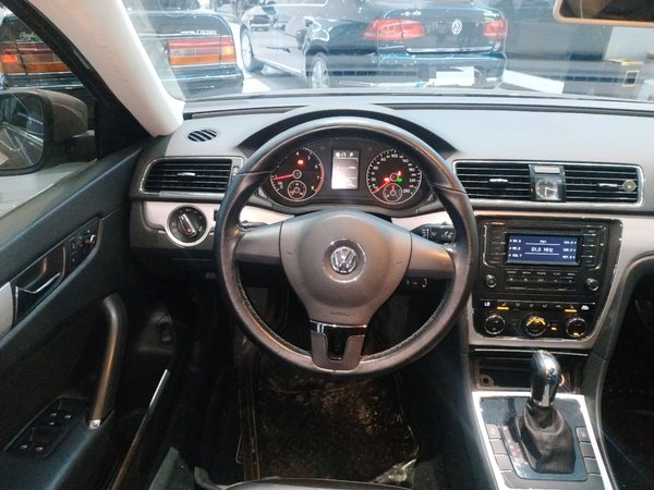 Volkswagen Passat 2014, 106200 км, за 7756 USD - фото 15