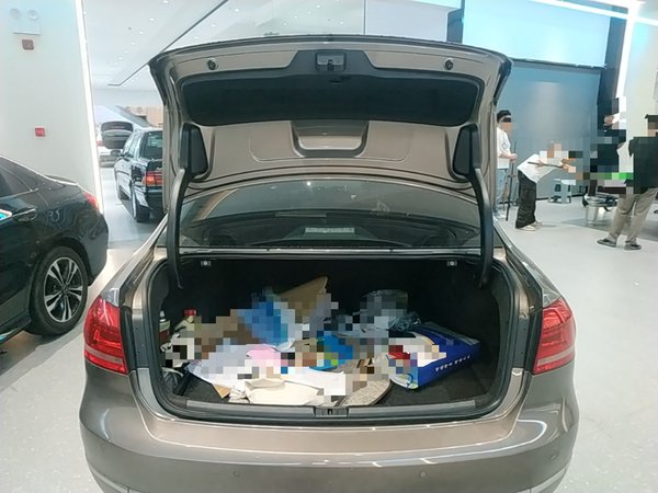 Volkswagen Passat 2014, 106200 км, за 7756 USD - фото 23