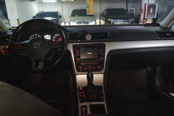 Volkswagen Passat 2014, 96600 км, за 6390 USD - фото 10